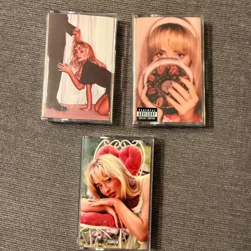 Sabrina carpenter cassette lot (3)